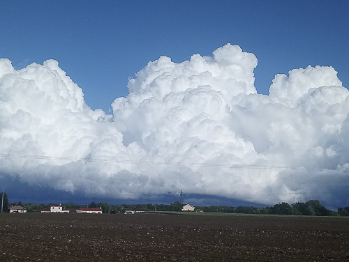 Nuage moelleux à la Chapelle du Chatelard 2